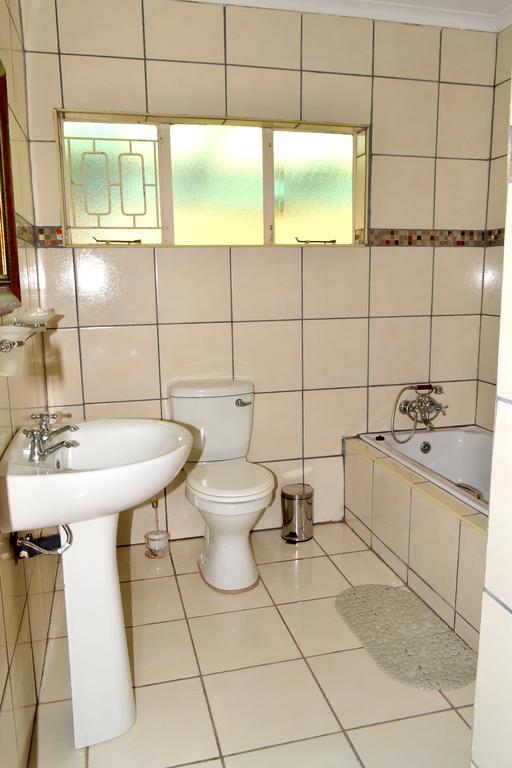 Jakobs Guesthouse & Cottage East London Room photo